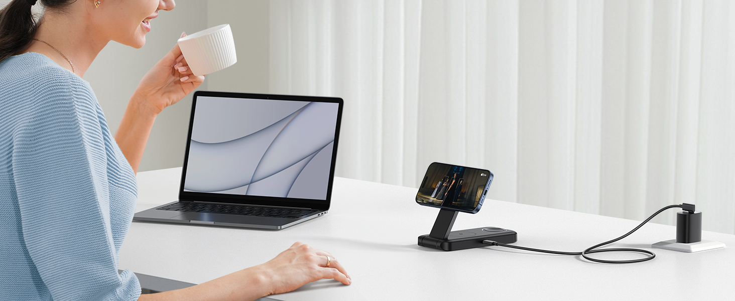 3 in 1 Charging Station for Apple Devices Magsafe Wireless Charger for iPhone Foldable Stand