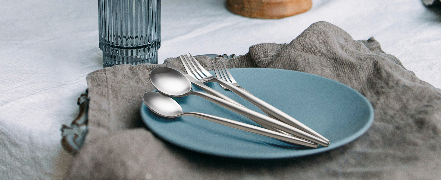 40 Piece Silverware Set Service for 8, EIUBUIE Premium Stainless Steel Cutlery Set