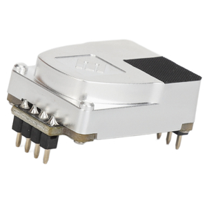 Se muestran varias vistas de un dispositivo o soporte rectangular blanco desde diferentes ángulos, con soportes de montaje o puntos de fijación.