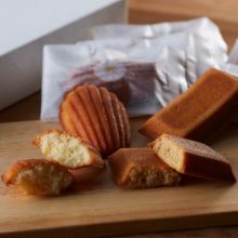 エシレバターのマドレーヌ2種18個ずつ フランス産発酵バター「エシレ」専門店から“切り分けて食べる