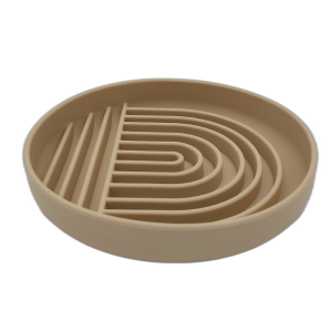 Feeder Dog Anti Voracity Feeder Cat Feeder Dog Accessories Feeders for Dogs Anti-Voracity Feeder Cat Feeder Cats Feeders Cats Feeder Anti-Voracity Dog Slowfeeder 15 Plato circular de cerámica beige con un patrón de líneas concéntricas en relieve, que se asemeja a un cuenco decorativo moderno o a una posible jabonera