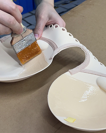 Adhesive Bra Invisible Sticky Strapless Push up Backless Reusable Silicone Covering Nipple Bras