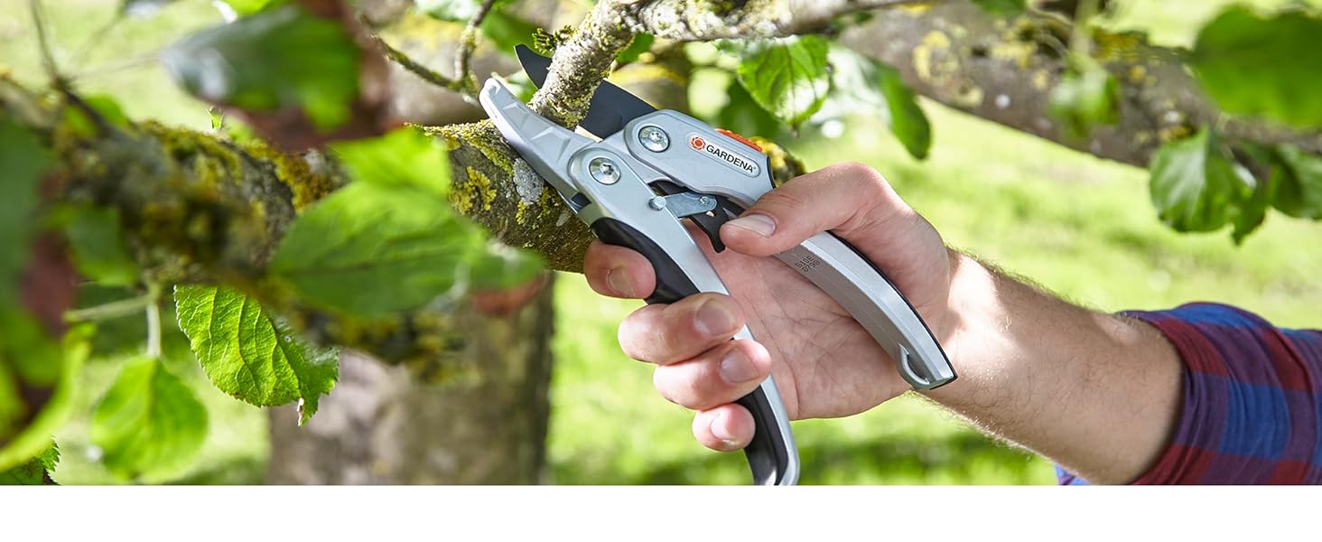 Gardena Gartenschere A/S Stabile Rebenschere mit AmbossSchneide für