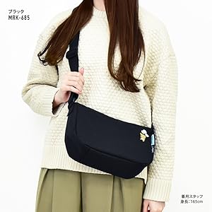 山くるみ ショルダーバッグ COMMEdesGARCONS 青山限定 丸形 レザークリップバッグ クラッチ
