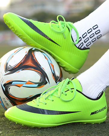 mens indoor soccer shoes