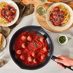 Poêles Tefal Day by Day, Revêtement antiadhésif, Cuisine Familiale, Cuisine Maison, Thermo-Signal, Fabriqué en France, D 1451c1bb 45e3 4cad B681 C6625abd13f0. CR197,0,1182,1182 PT0 SX300 V1