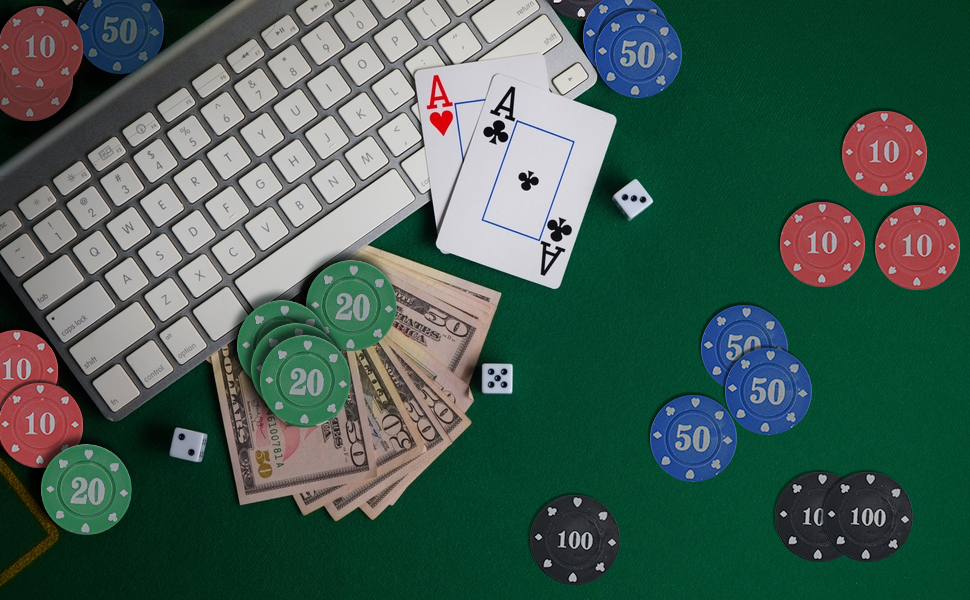 AudeRhine 100pcs Poker Chips with Tray, 5 Colors, Portable and Durable Poker Chips