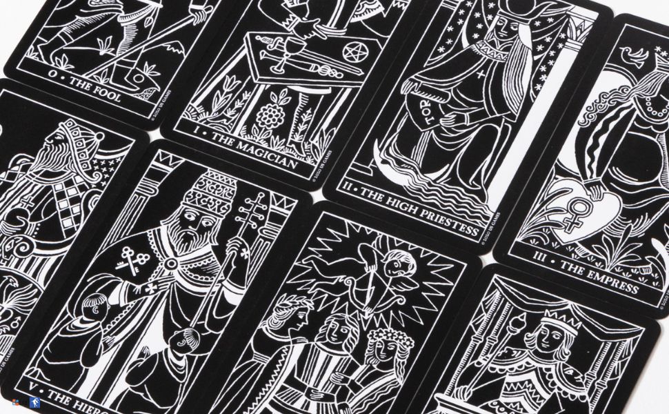 Amazon.co.jp: I.I.J タロットカード インバージョン・タロット