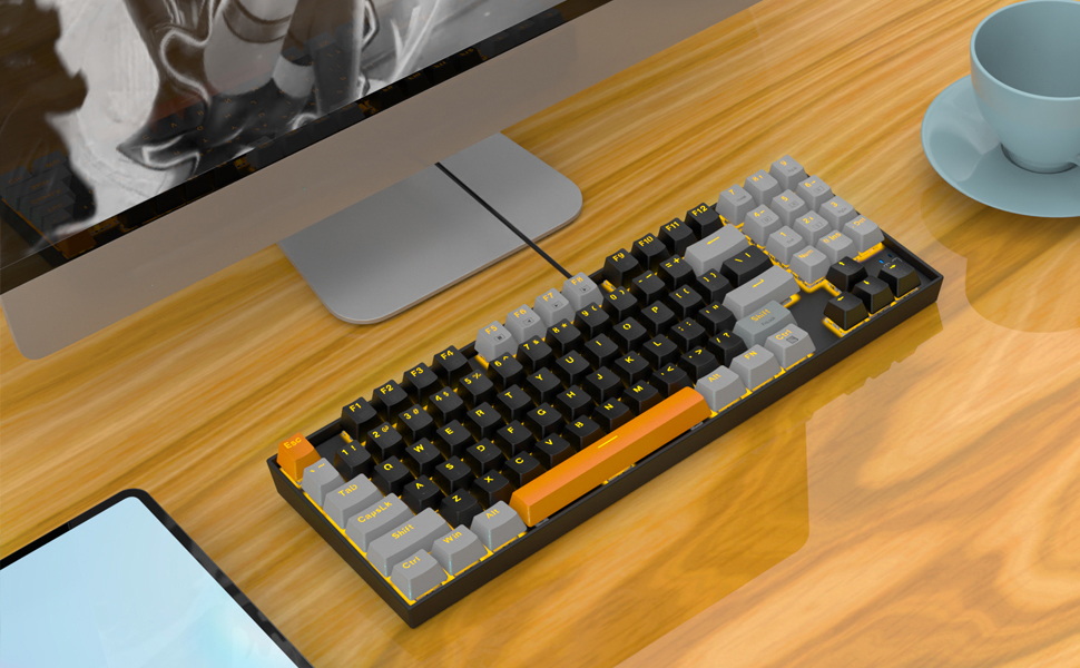 E-YOOSO Z-13 Mechanical Keyboard connected to a computer setup