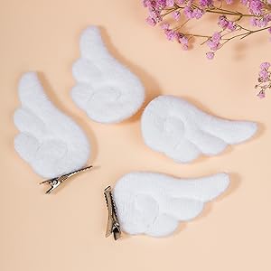 Thes cartoon hair clips have four colors, with hair clips and side clips.