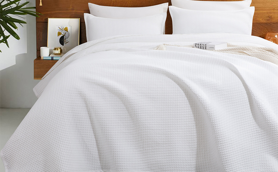 HOMBYS Oversized King Waffle Weave Bedspreads 120x128,Lightweight Reversible 100