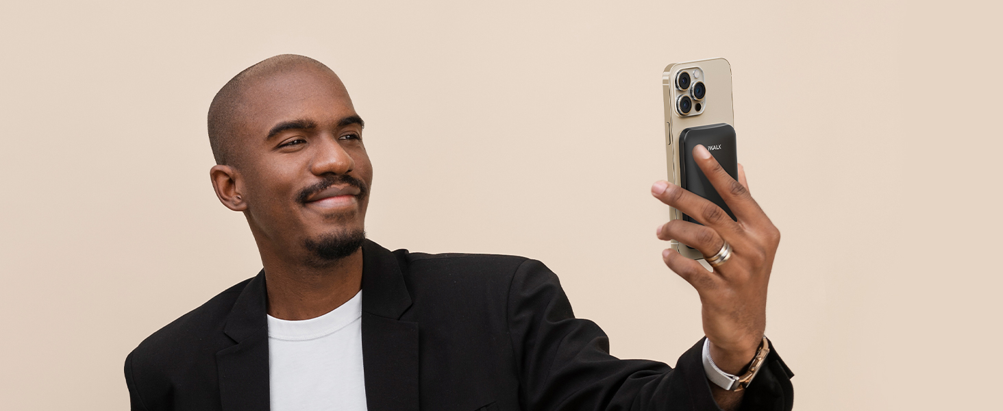 selfie with one hand