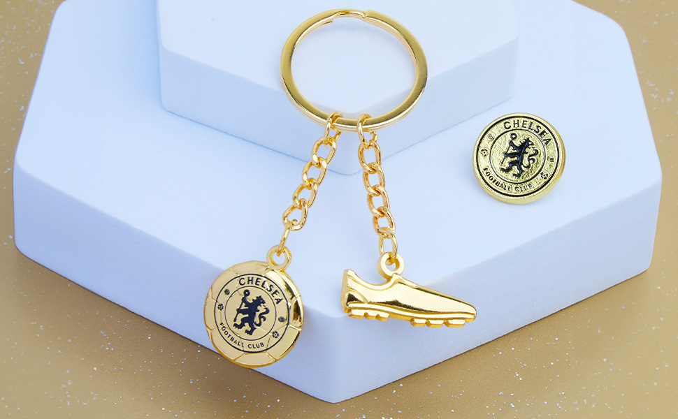 Amazon.com: Chelsea F.C. Keyring and Pin Badge Gift Set