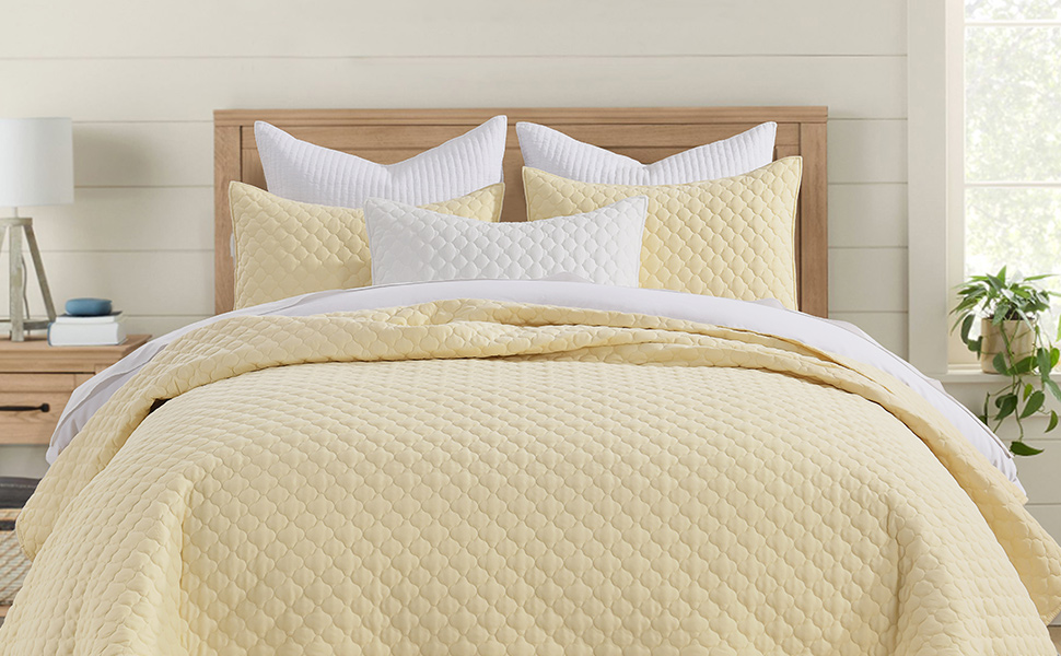 Yellow QUILT Queen King 