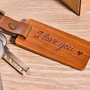 小物 APE HEAD WOOD KEYCHAIN Ape Head Wood Keychain