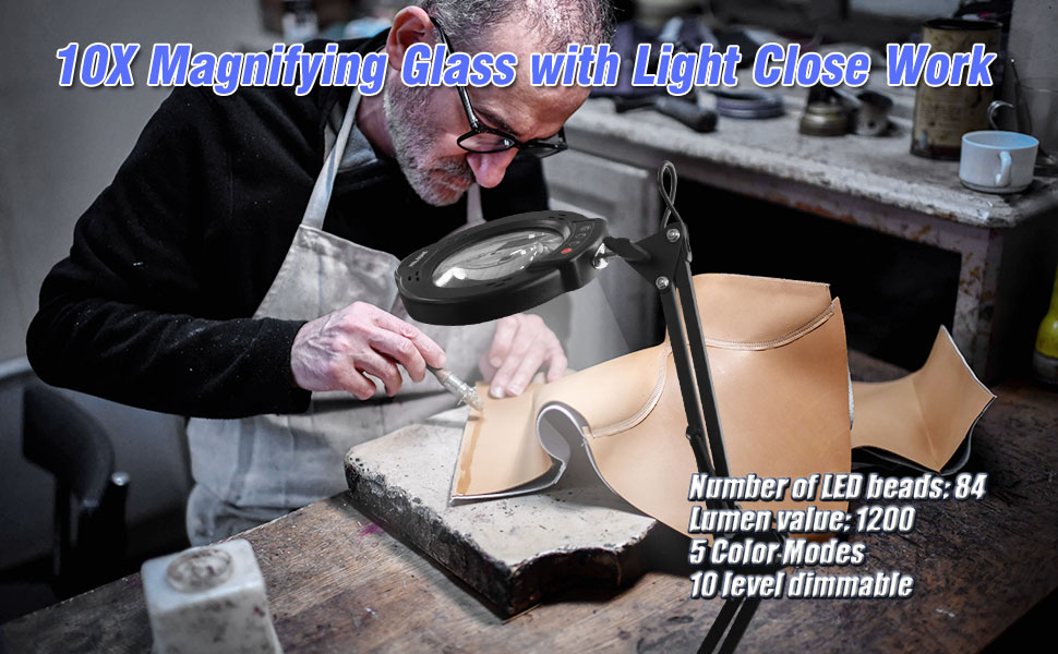 magnifying glass with light