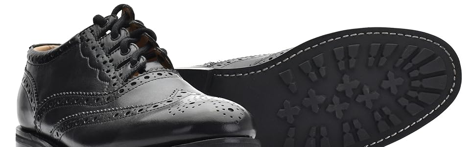 Tricker’s Ghillie shoes Executive Ghillie Brogue