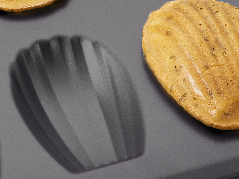 HONGBAKE Nonstick Madeleine Pan 2 Pack 12Cavity Heavy Duty