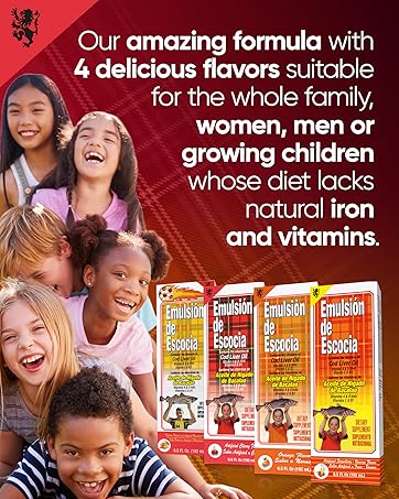 Group of children smiling with Emulsion de Escocia bottles in multiple flavors