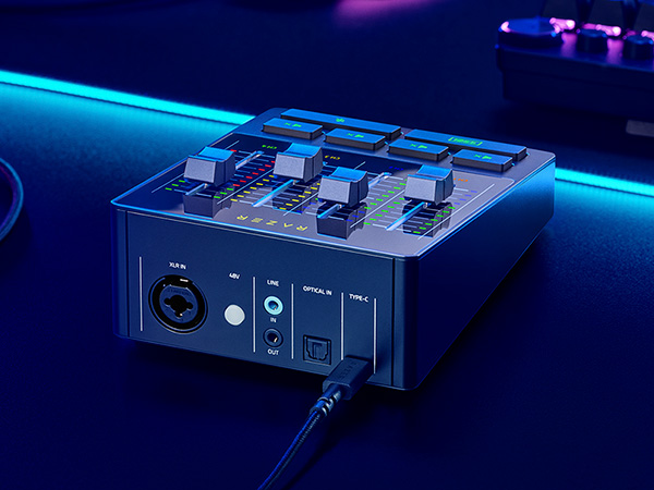 51⬜︎RAZER AUDIO MIXER RI0912-2 Razer Audio Mixer: All-in-One Streaming/Broadcasting Solution