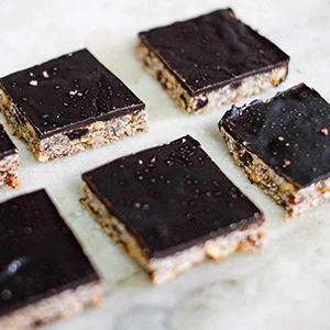 cashews lightly salted bulk roasted cashews roasted lightly salted bulk salt cashews dry fruit set