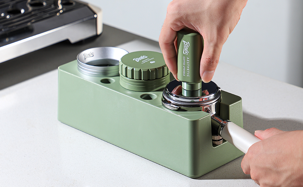  Espresso Tamping Station