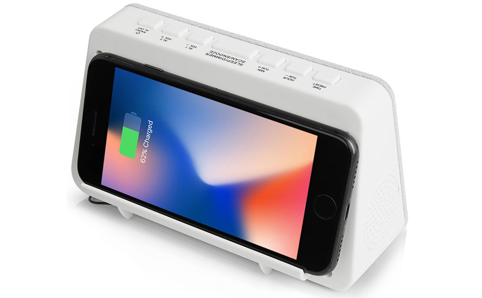 Grouptronics GTQRENEW Wireless Charging Alarm Clock Radio Dimmable