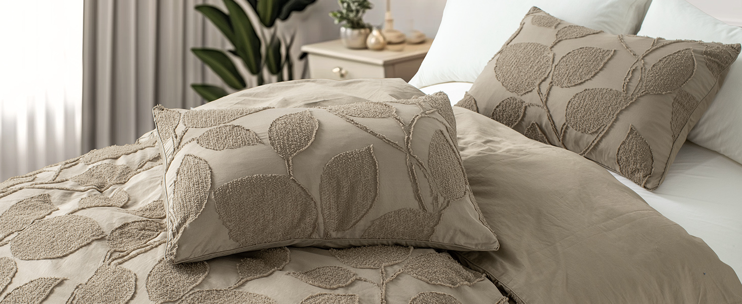 DELIGHT HOME Soft Duvet Cover Queen Size, 3 Pieces Tufted