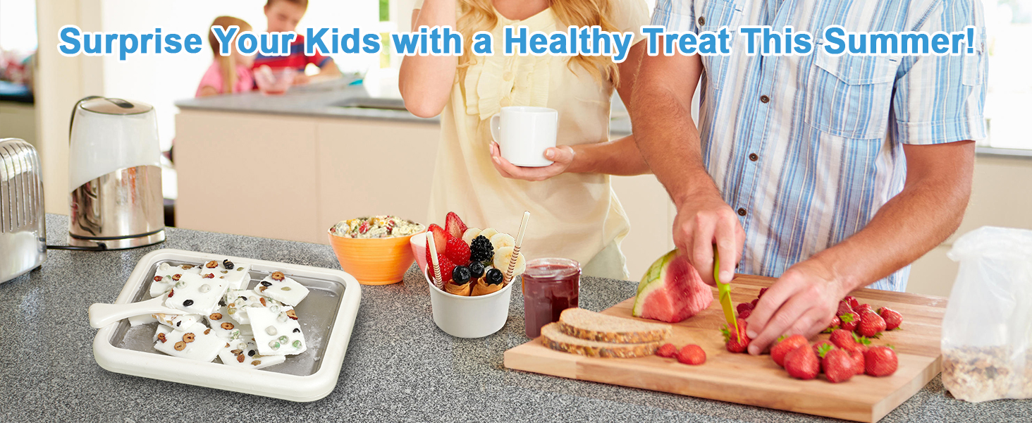 Rolled ice cream maker is ideal as a gift for kids, combining fun and creativity in every scoop!