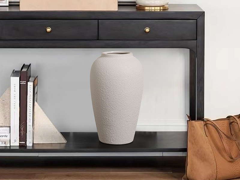 terracotta vase 