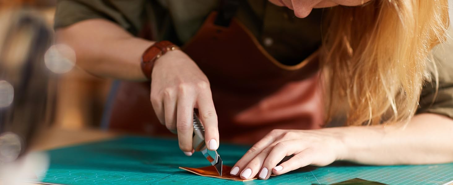 le pelle handcrafted leather case and wallet