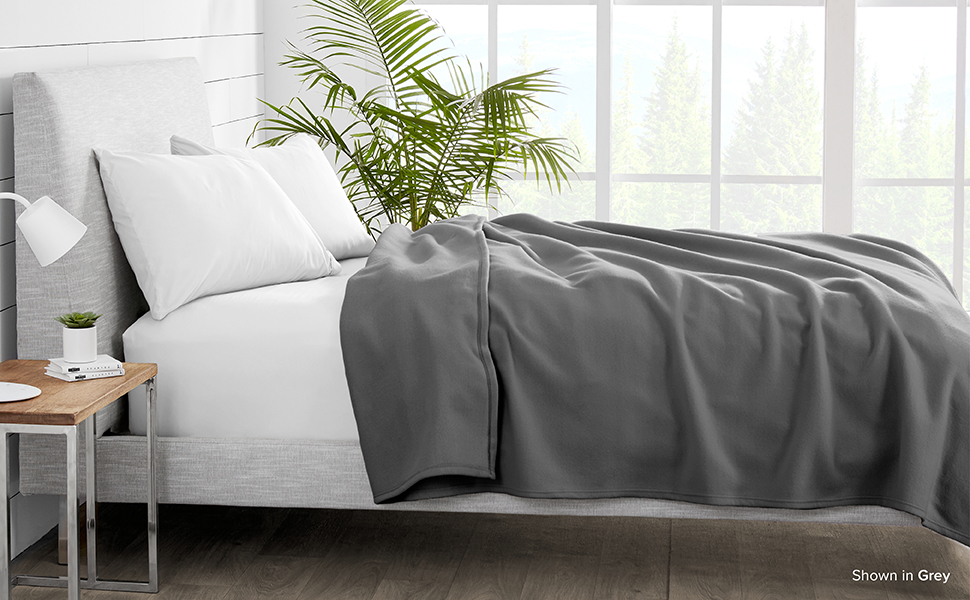 Bare Home Polar Fleece Blanket Twin/Twin XL Blanket Red