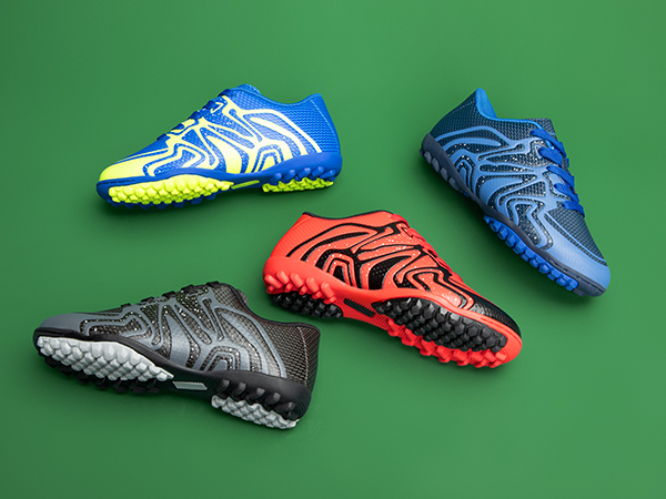 靴 FINE CAMP CMFよりスニーカーが発売致しました。 - LOSTHILLS