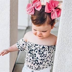 toddler girl with hair bows