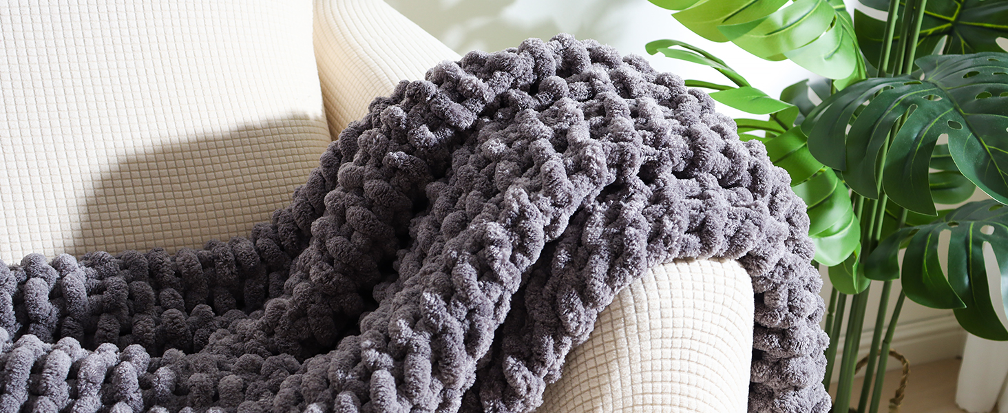 EASEON Chunky Knit Throw Blanket for Couch,Knitted Throw