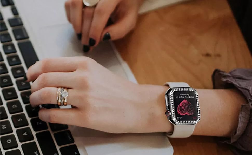 Compatible with Apple Watch