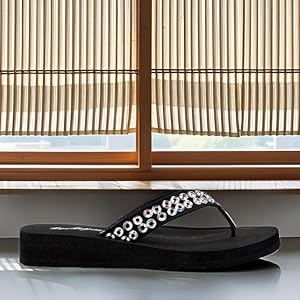 Low-Platform Flip Flops 