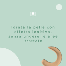 Scheda informativa sul prodotto verde menta o etichetta con elemento di design curvo e testo in inglese sugli effetti del trattamento della pelle.