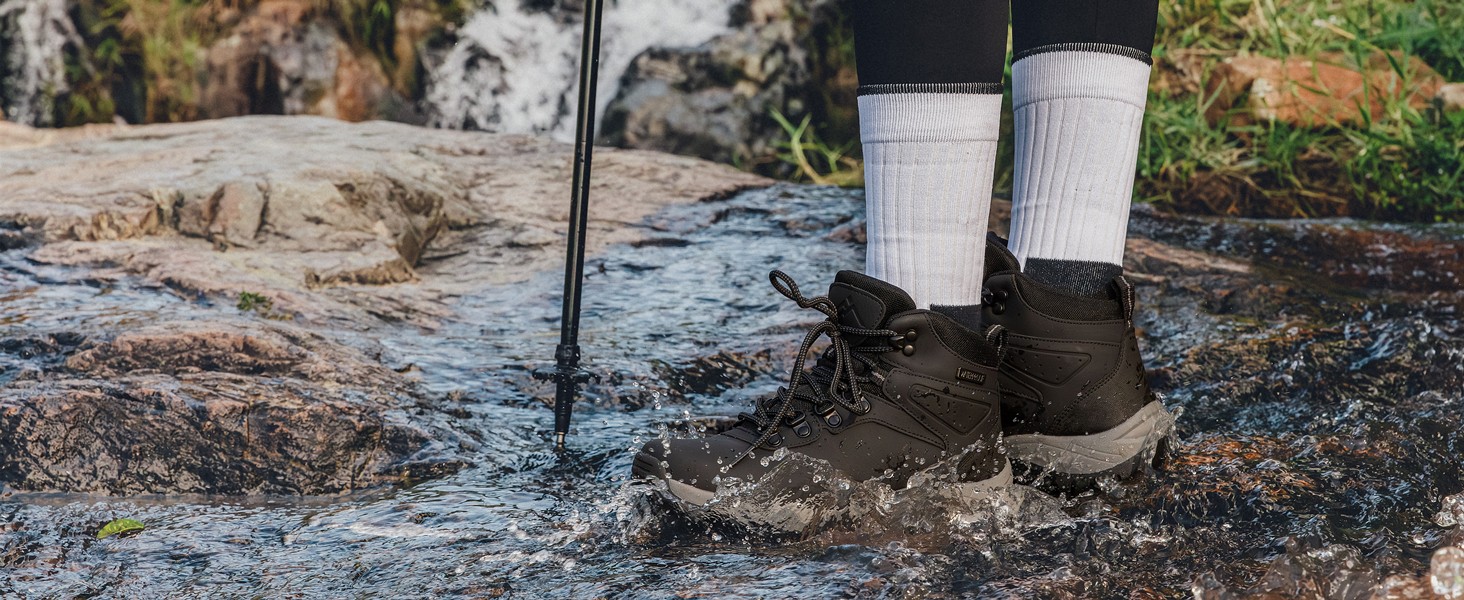 hiking boots women