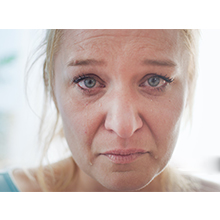 The lip gel packs are lip shaped to fit your lips perfectly. Each 3.5'' x 2'', lightweight 