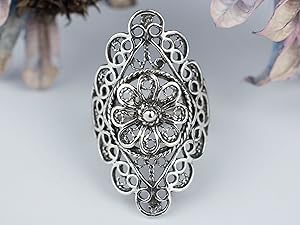 Filigree Art Sterling Silver Daisy Figured Woman Statement Ring
