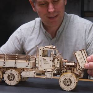 Small manufacture image 6