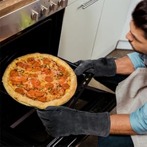 Gloves for smelting metal cook