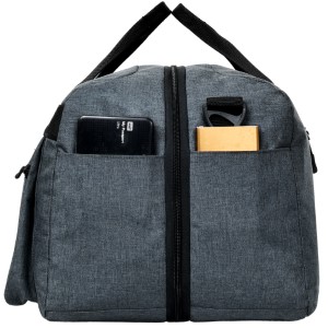 valuables in the internal pocket of the Duffel luggage bag to ensure safety while travelling