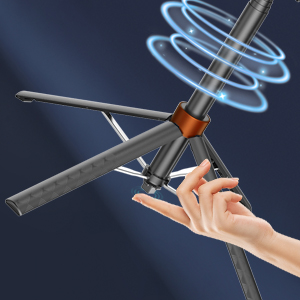 Selfie tripod 