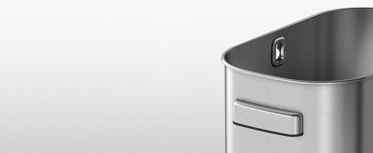 trash can with handle