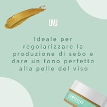 Pubblicità minimalista di prodotto con grafica di piume su sfondo verde menta, con testo in italiano sui