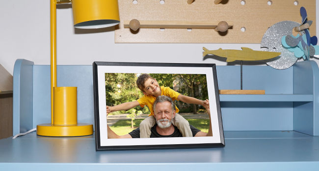 Digital frame