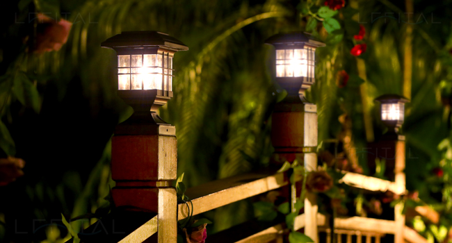 solar post light