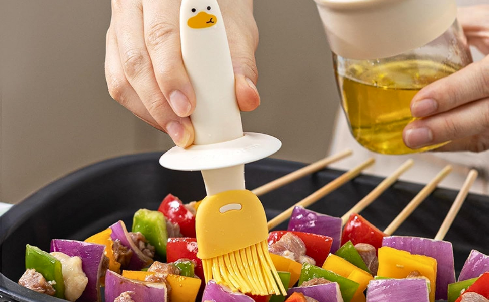 Oil Dispenser Bottle with Silicone Brush